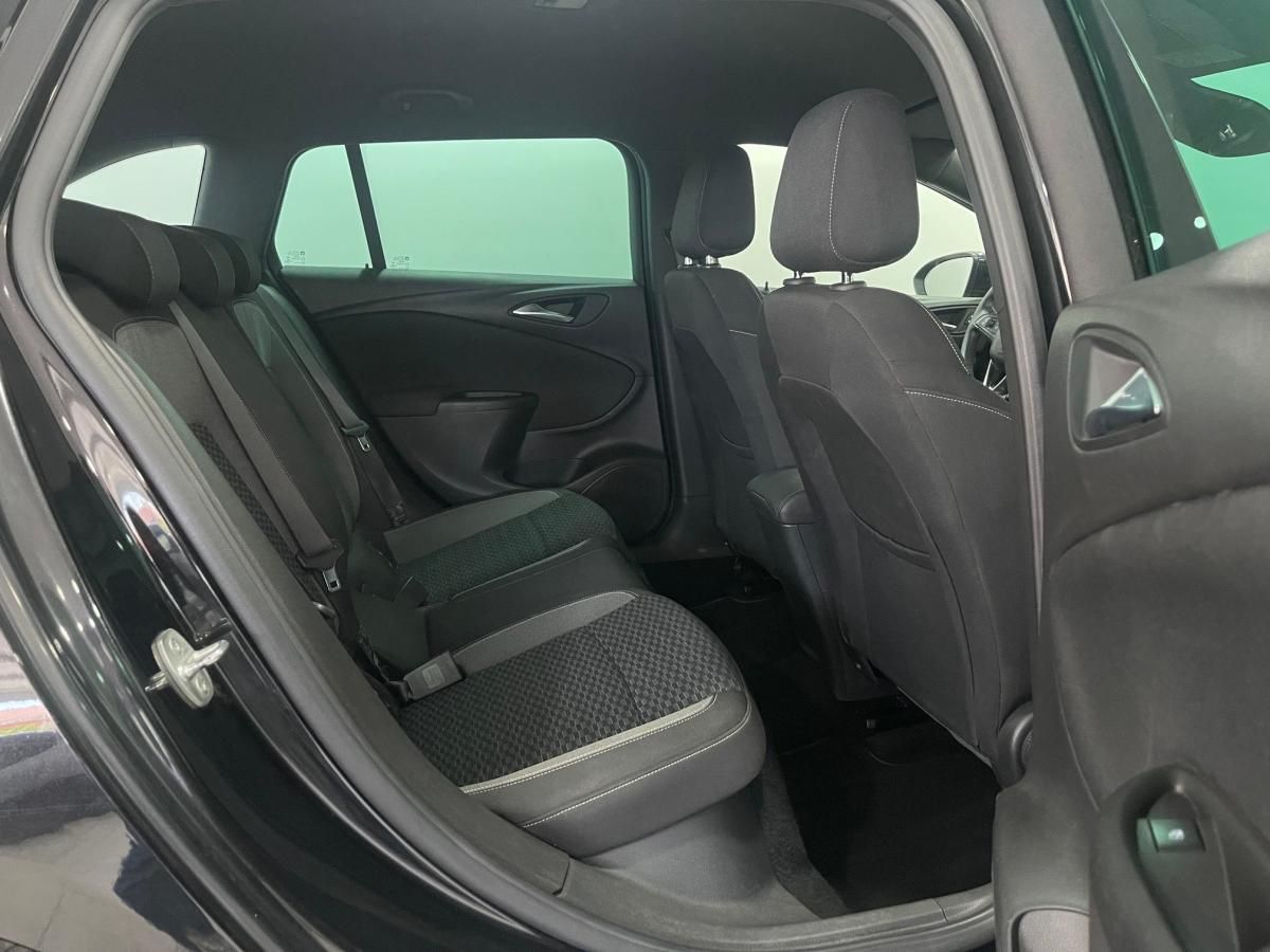 opel-astra-sport-tourer-2019-gasolina-1199cc
