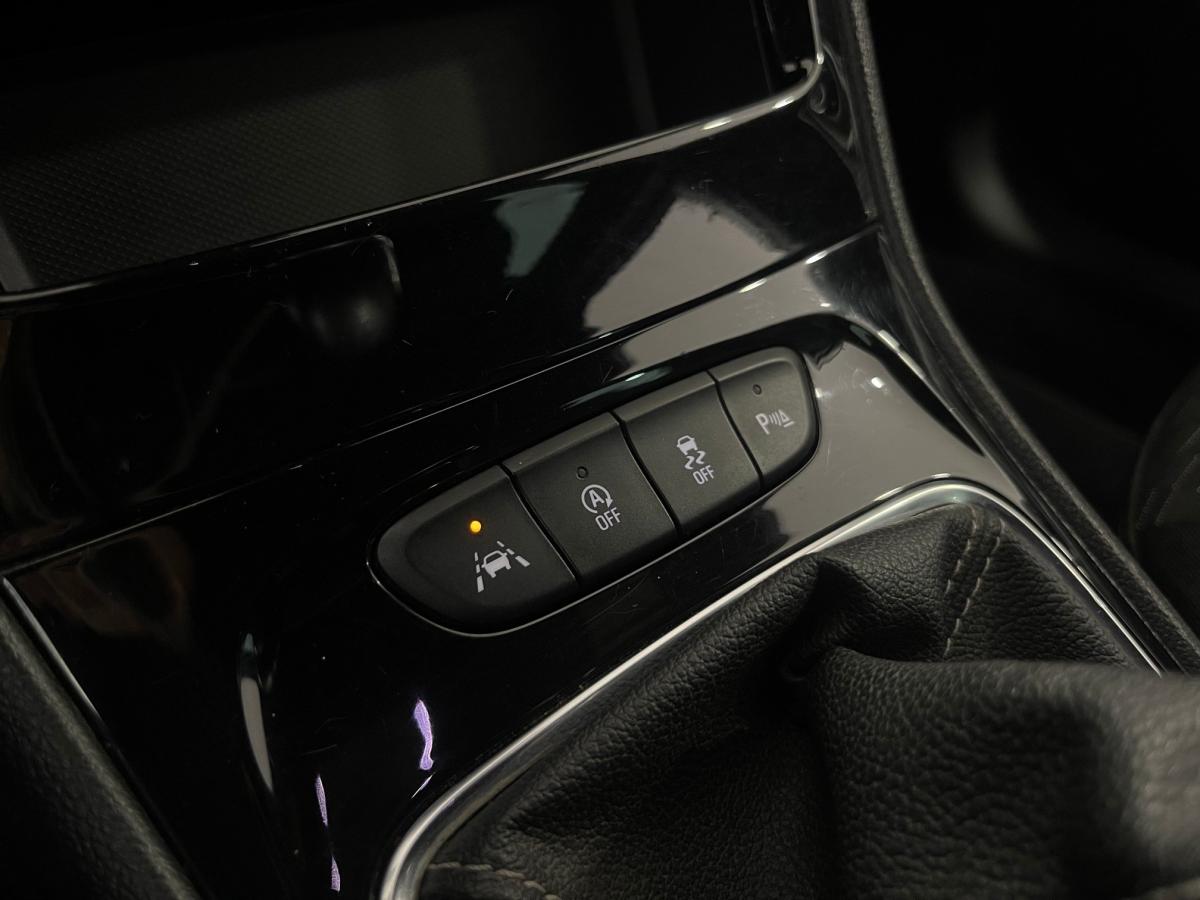 opel-astra-sport-tourer-2019-gasolina-1199cc