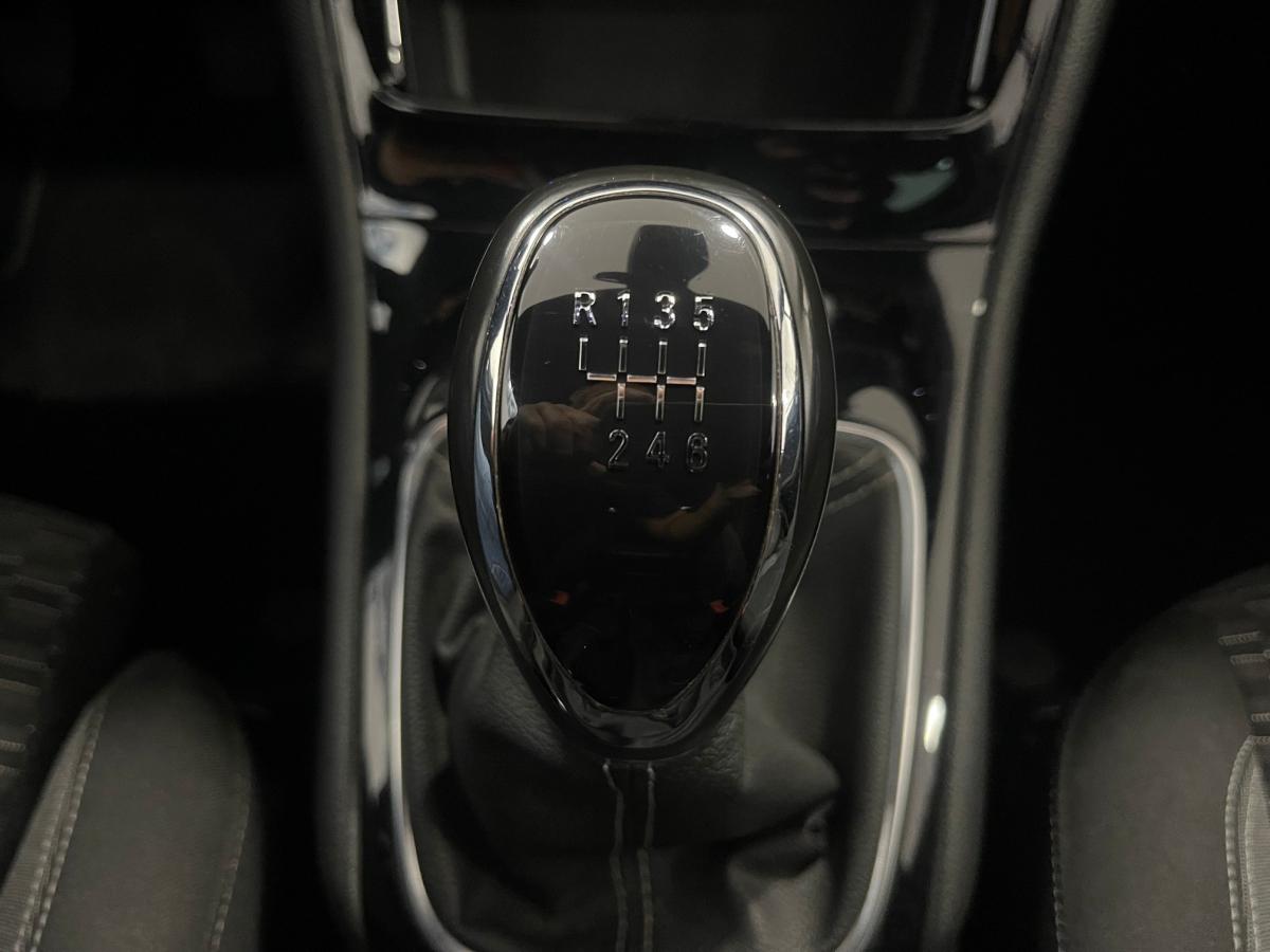 opel-astra-sport-tourer-2019-gasolina-1199cc