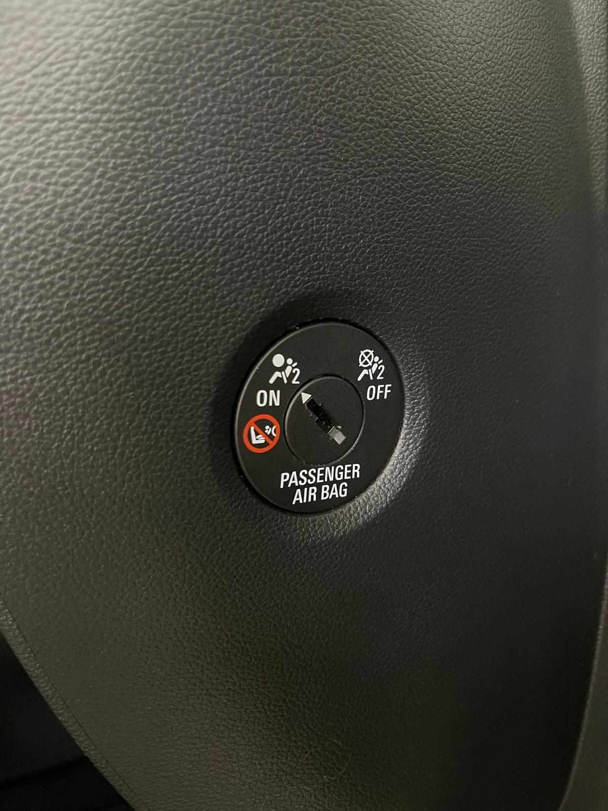 opel-astra-sport-tourer-2019-gasolina-1199cc