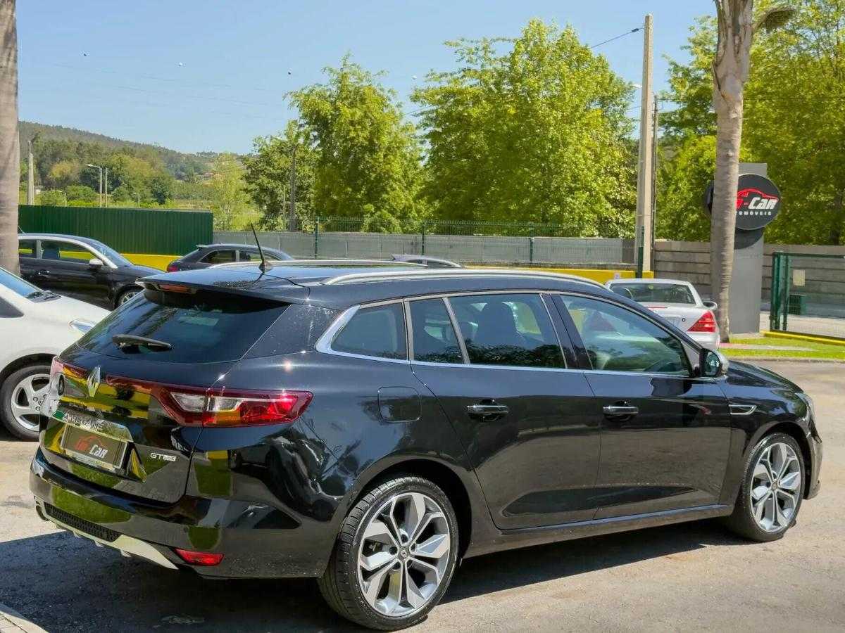 renault-megane-sport-tourer-2020-diesel-1461cc