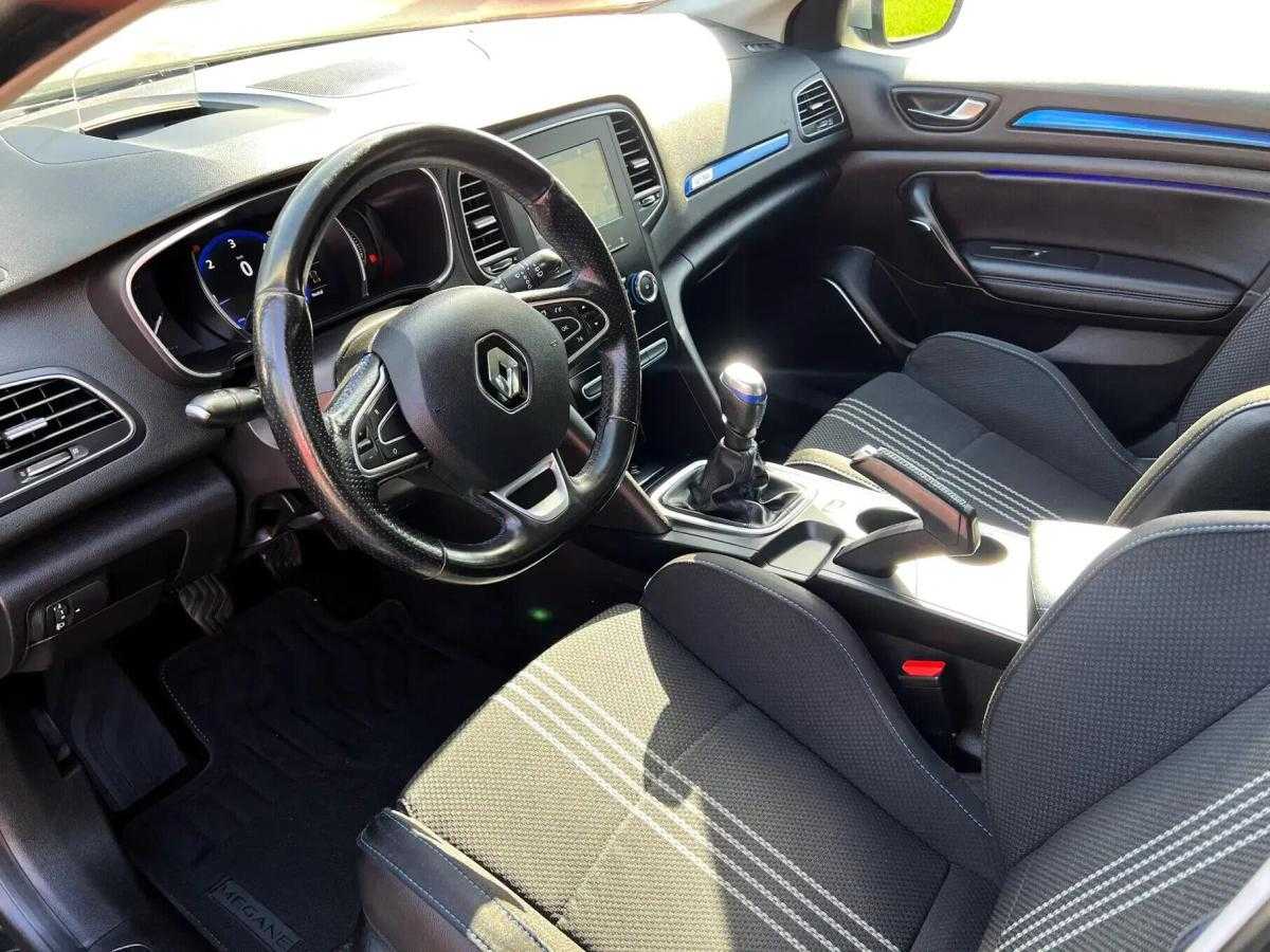 renault-megane-sport-tourer-2020-diesel-1461cc