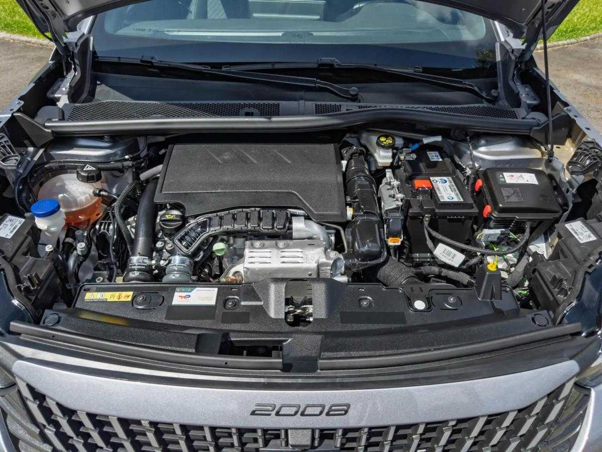 peugeot-2008-2025-gasolina-1199cc