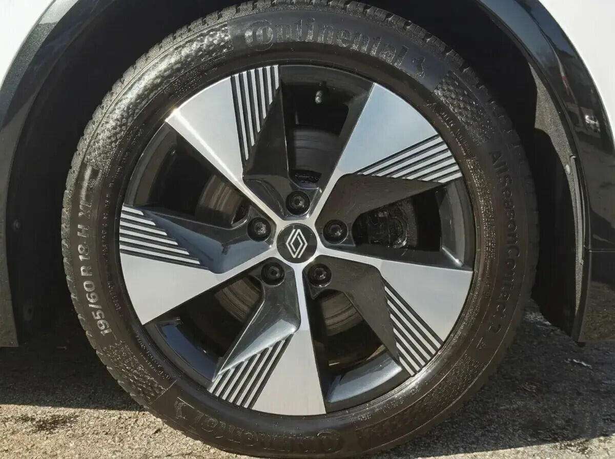 renault-megane-e-tech-2022-eletrico-0cc
