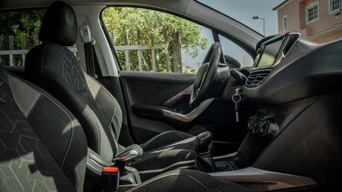 peugeot-2008-2015-gasolina-1199cc