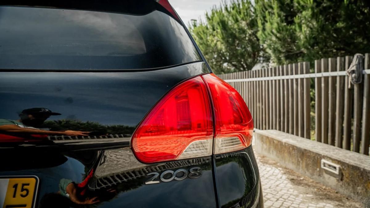 peugeot-2008-2015-gasolina-1199cc