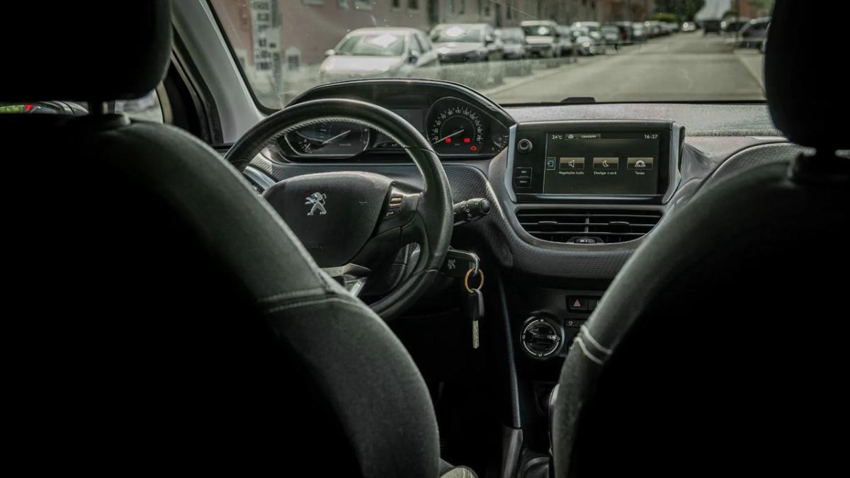 peugeot-2008-2015-gasolina-1199cc
