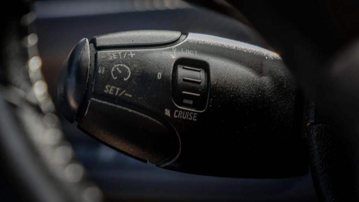 peugeot-2008-2015-gasolina-1199cc