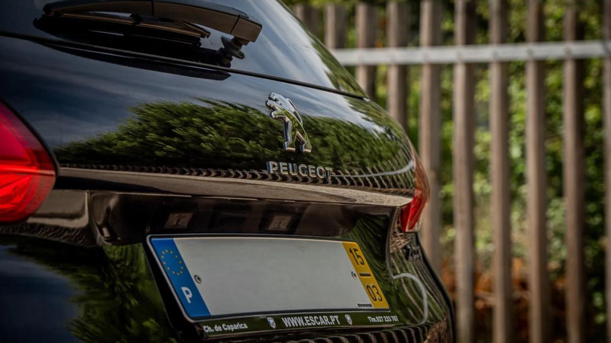peugeot-2008-2015-gasolina-1199cc