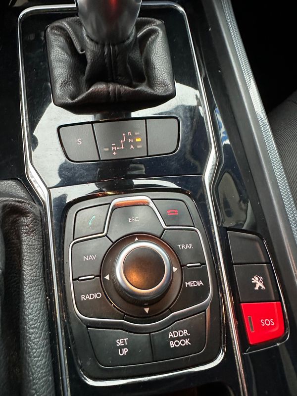 peugeot-508-sw-2012-diesel-1560cc