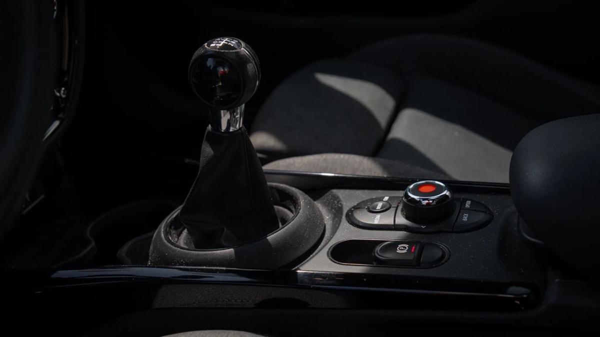 mini-clubman-2019-diesel-1496cc