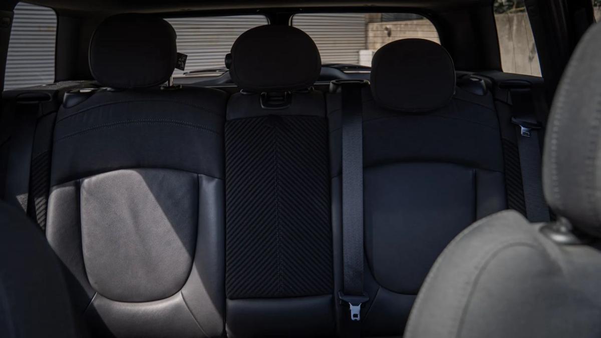 mini-clubman-2019-diesel-1496cc