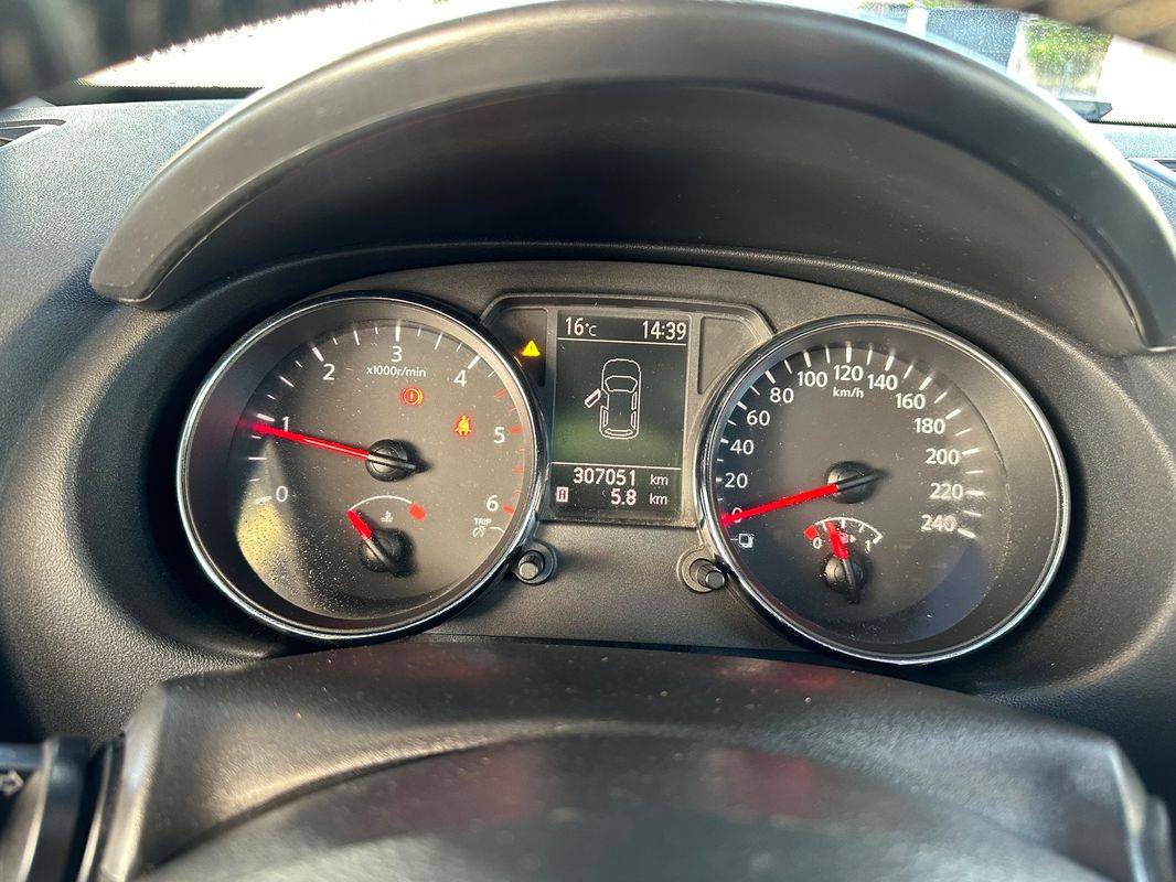 nissan-qashqai-2010-diesel-1461cc