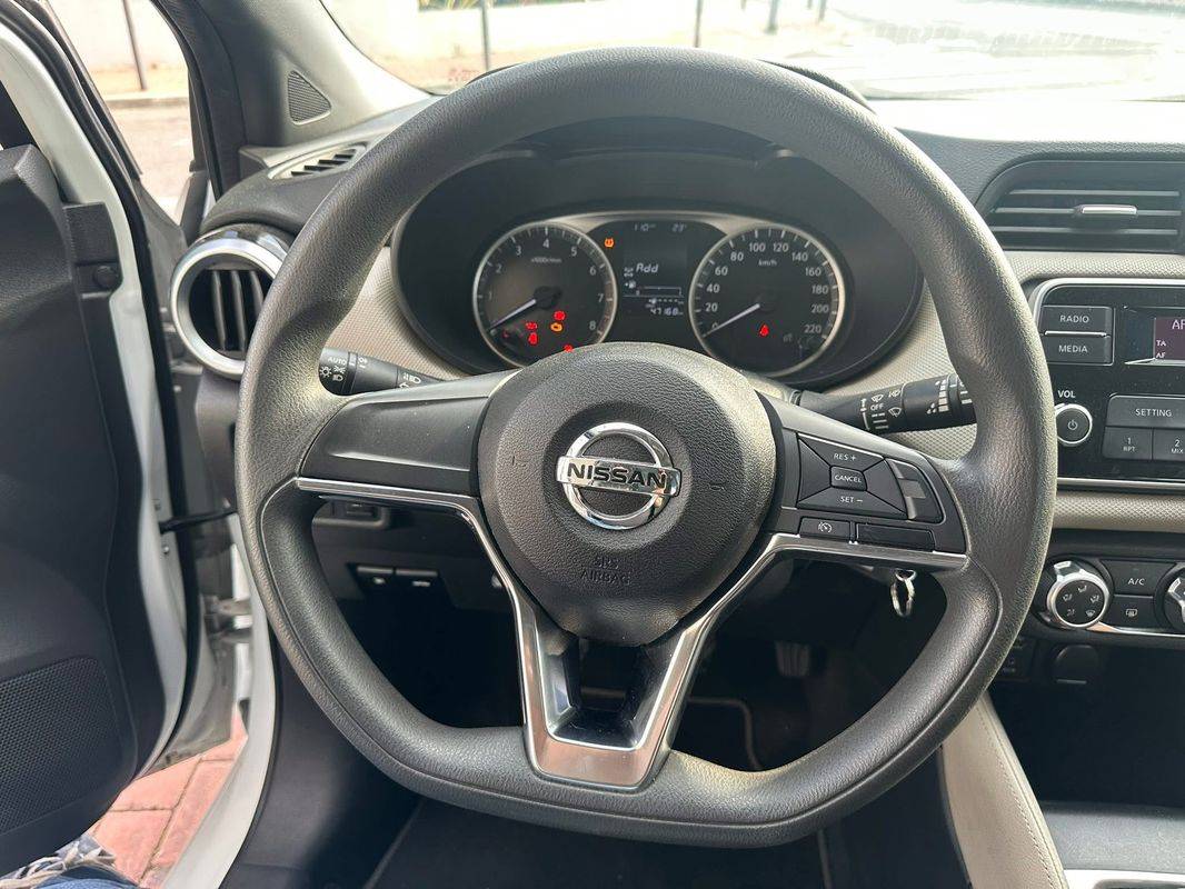 nissan-micra-2017-gasolina-898cc