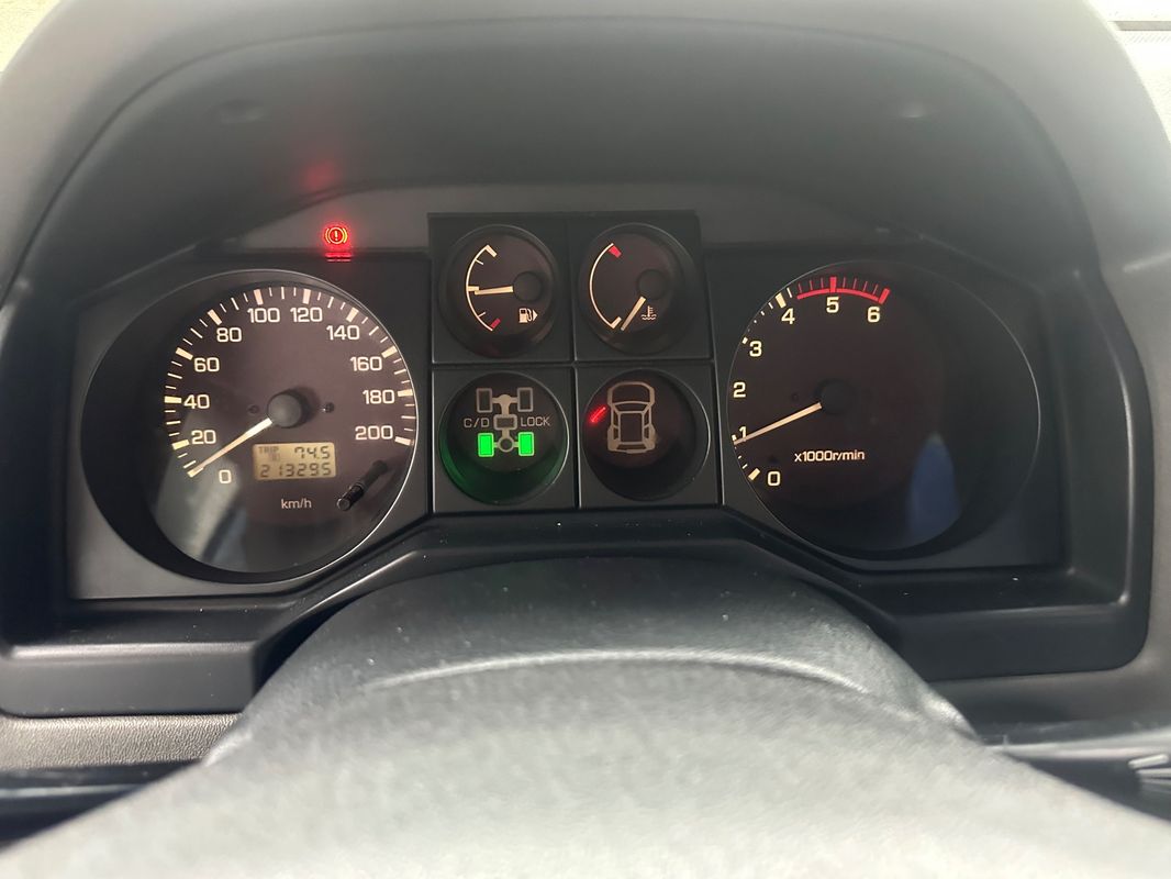 mitsubishi-pajero-2000-diesel-3200cc