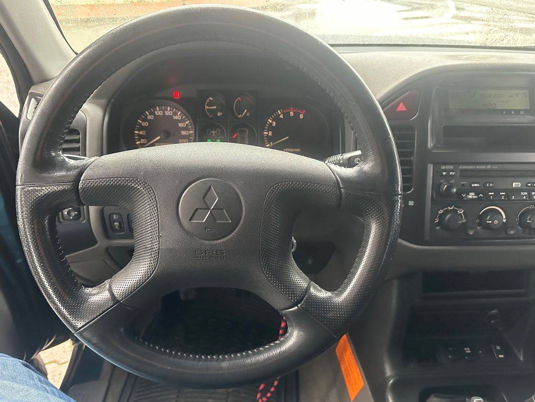 mitsubishi-pajero-2000-diesel-3200cc