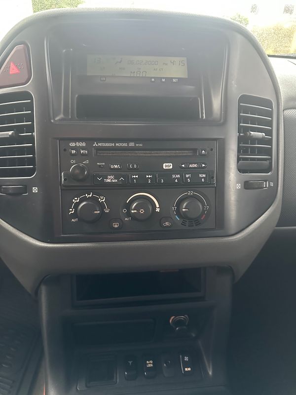 mitsubishi-pajero-2000-diesel-3200cc