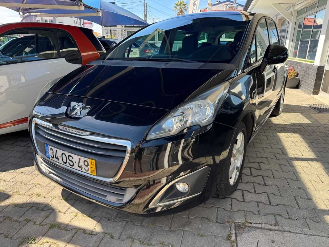 peugeot-5008-2014-diesel-1560cc