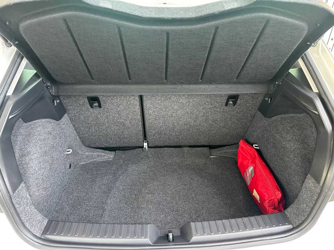 seat-ibiza-2019-diesel-1598cc