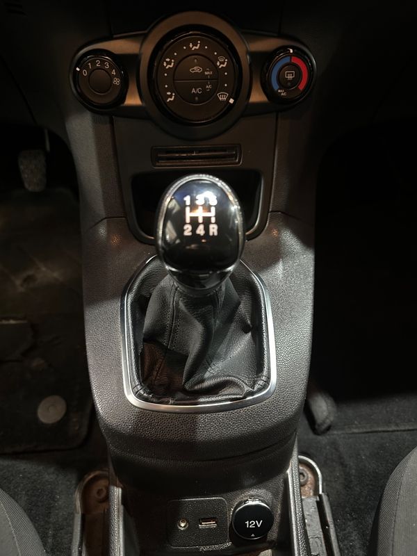 ford-fiesta-2015-diesel-1499cc