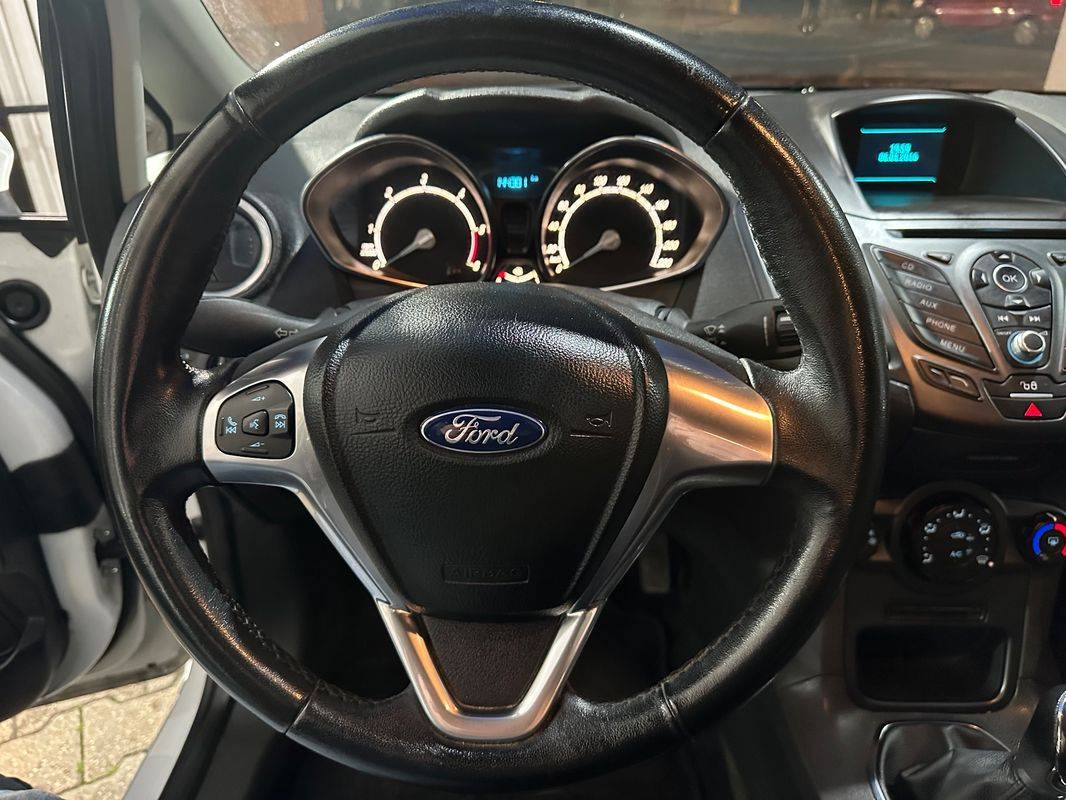 ford-fiesta-2015-diesel-1499cc
