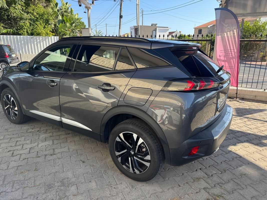 peugeot-2008-2023-gasolina-1199cc
