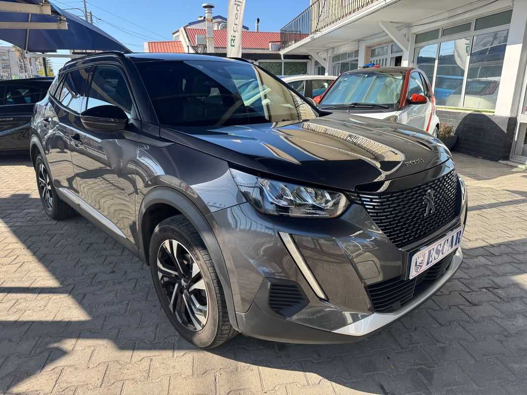 peugeot-2008-2023-gasolina-1199cc