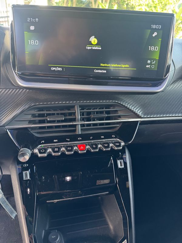 peugeot-2008-2023-gasolina-1199cc