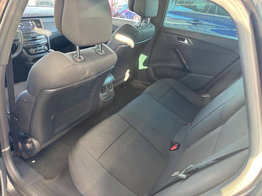 peugeot-508-sw-2017-diesel-1560cc