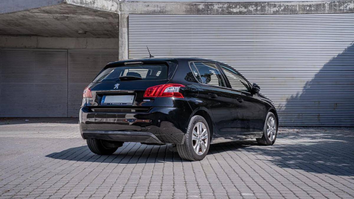 peugeot-308-2016-diesel-1560cc