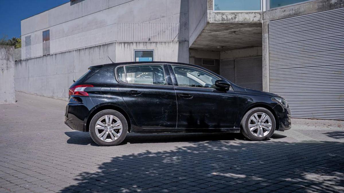 peugeot-308-2016-diesel-1560cc