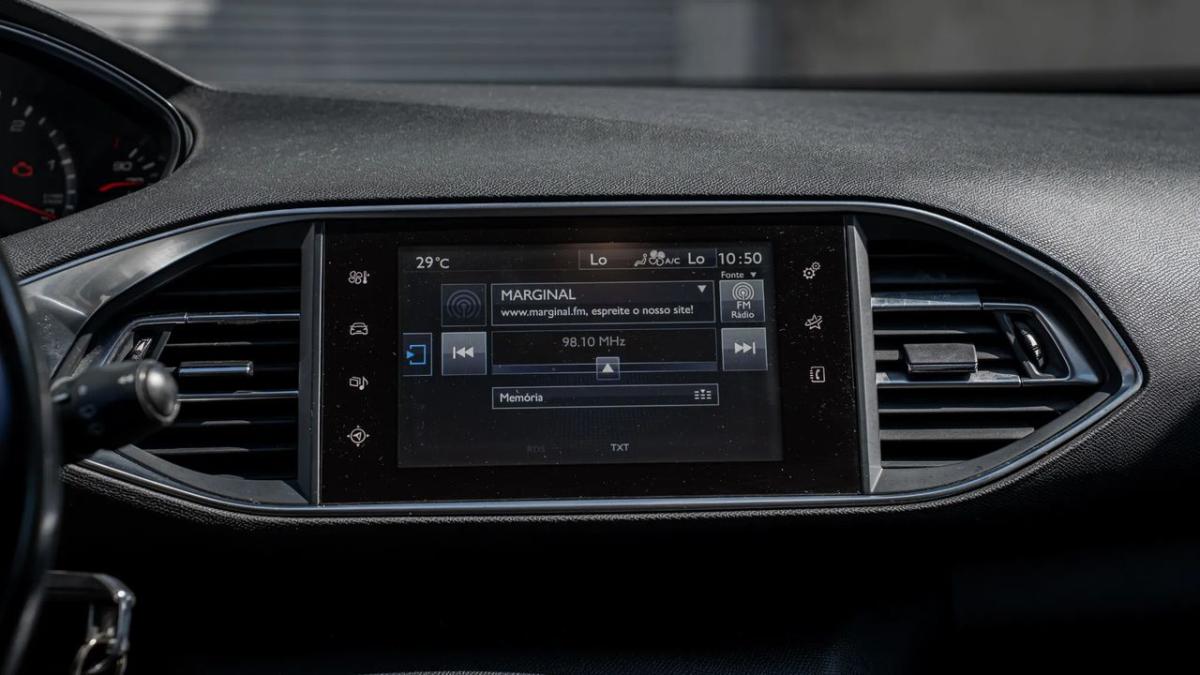 peugeot-308-2016-diesel-1560cc