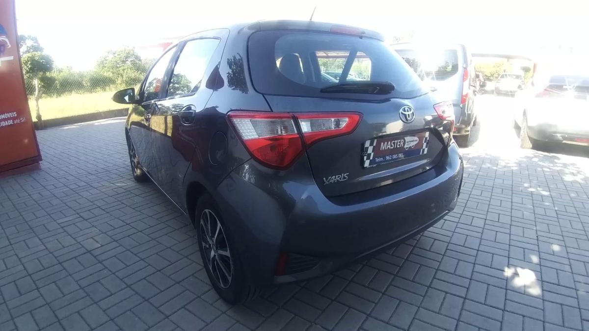 toyota-yaris-2020-gasolina-998cc