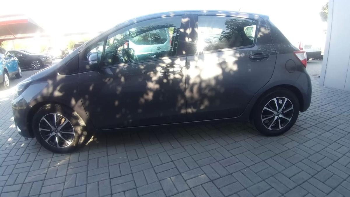 toyota-yaris-2020-gasolina-998cc