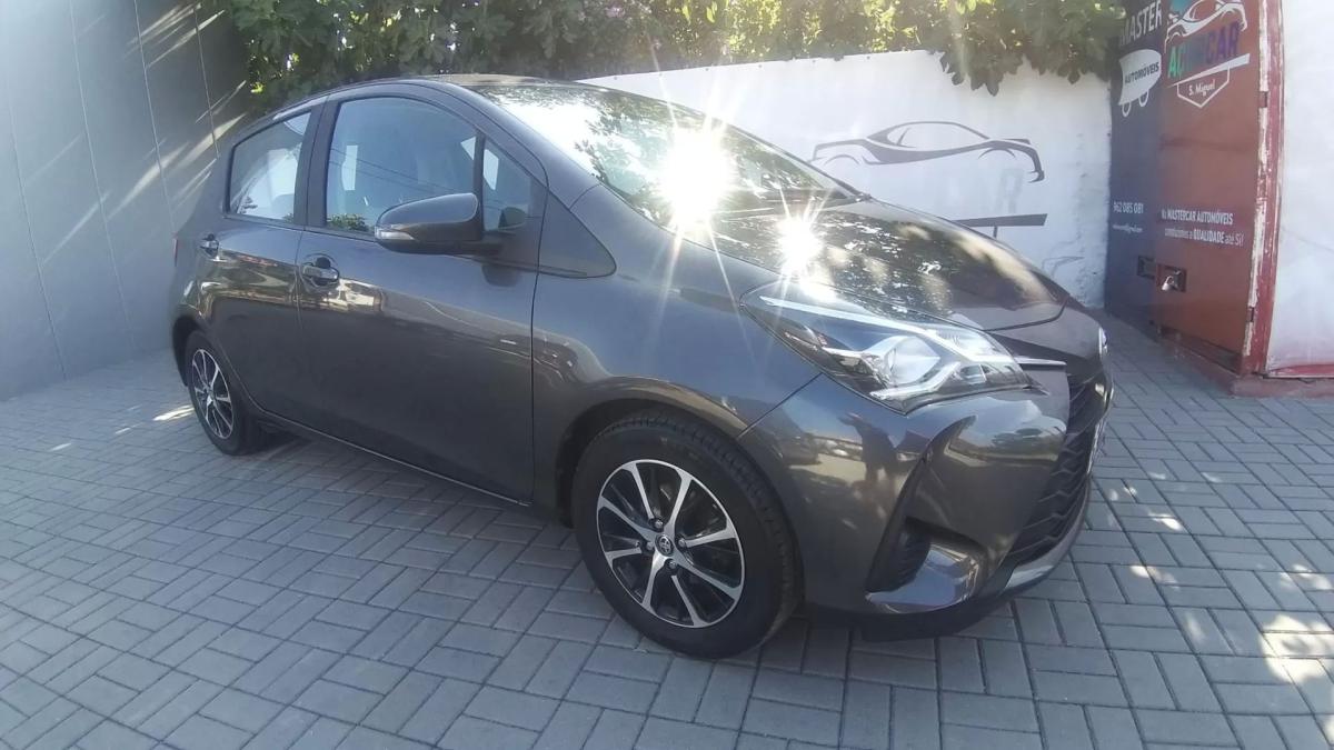 toyota-yaris-2020-gasolina-998cc