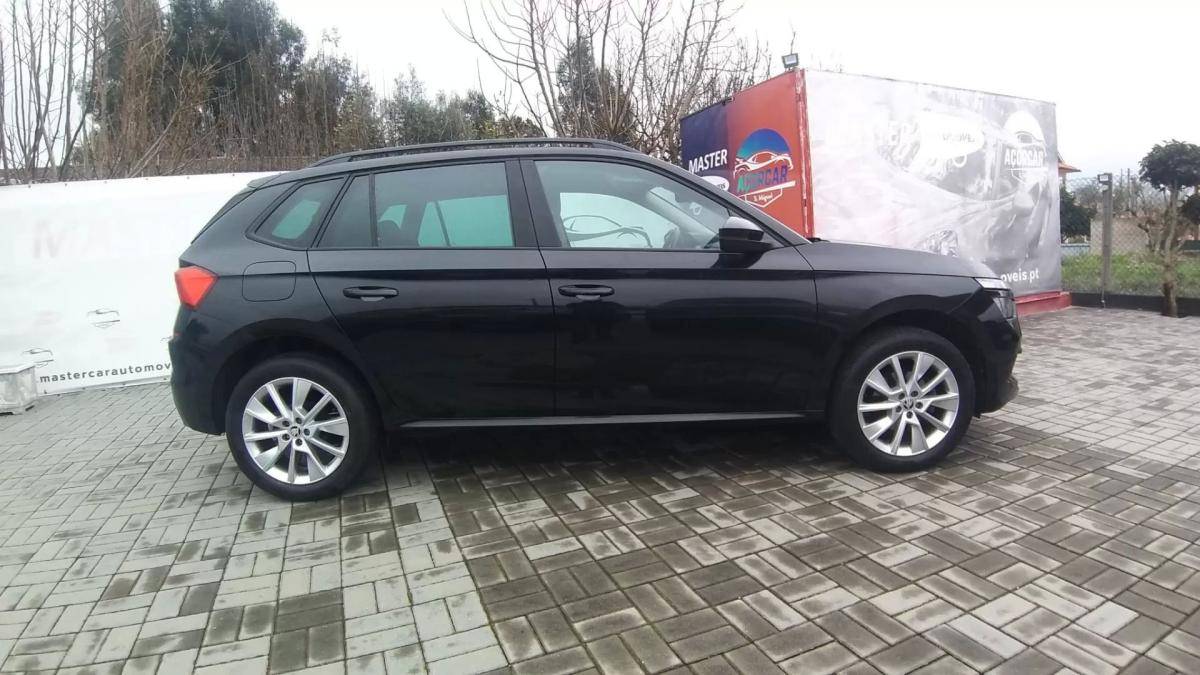 skoda-kamiq-2022-gasolina-999cc