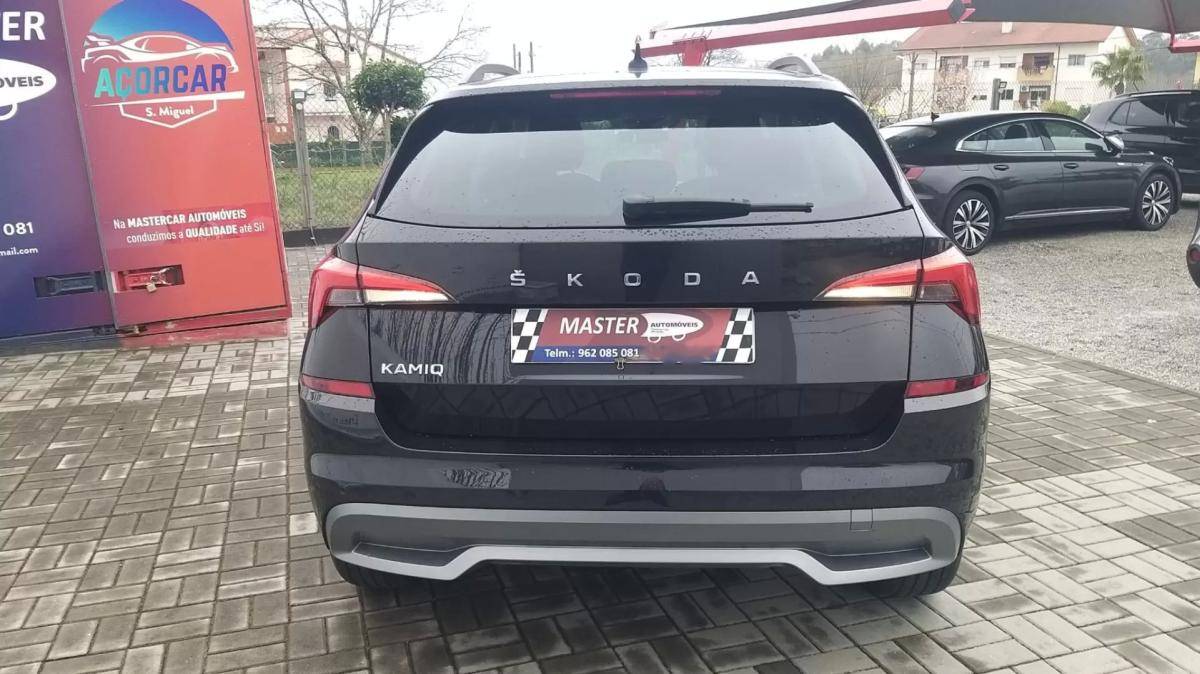 skoda-kamiq-2022-gasolina-999cc