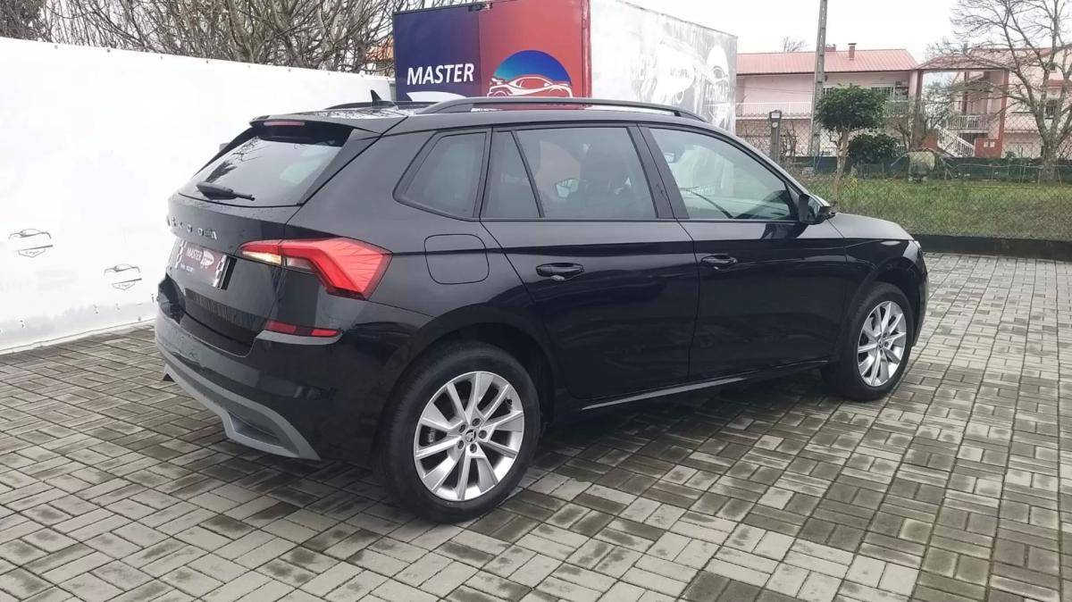 skoda-kamiq-2022-gasolina-999cc