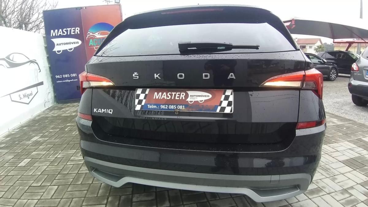 skoda-kamiq-2022-gasolina-999cc