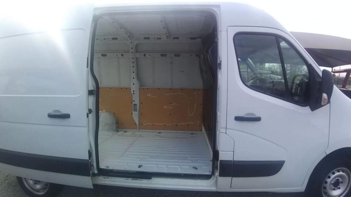 renault-master-2016-diesel-2300cc