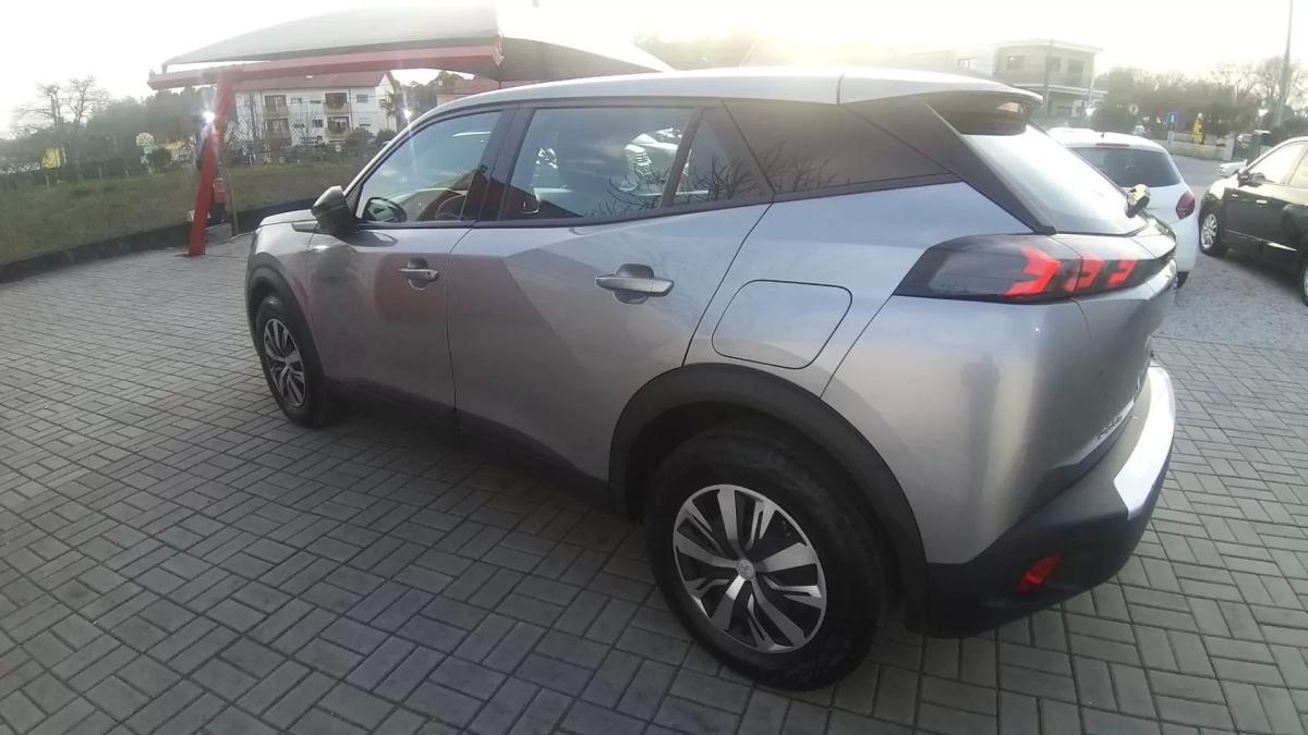 peugeot-2008-2023-gasolina-1199cc