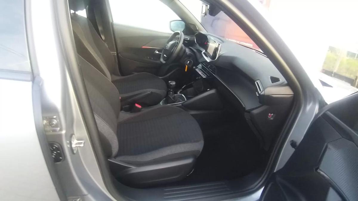 peugeot-2008-2023-gasolina-1199cc