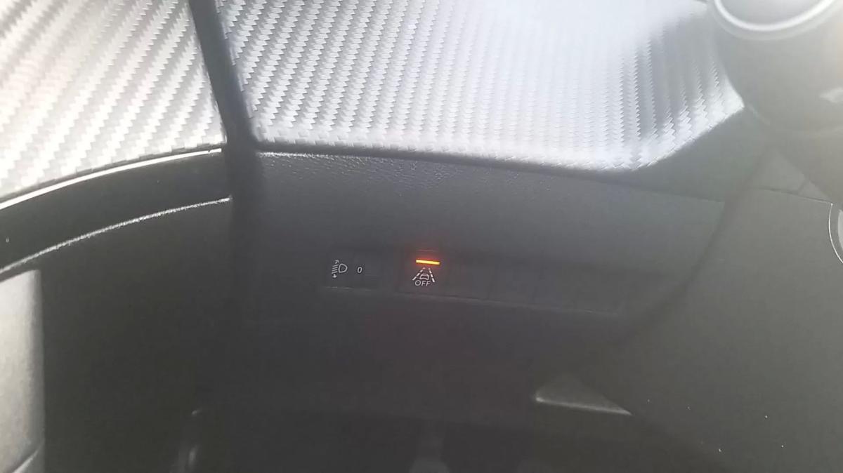 peugeot-2008-2023-gasolina-1199cc