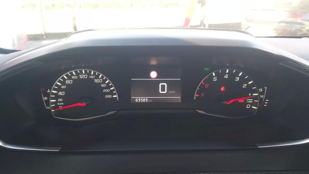 peugeot-208-2022-gasolina-1199cc