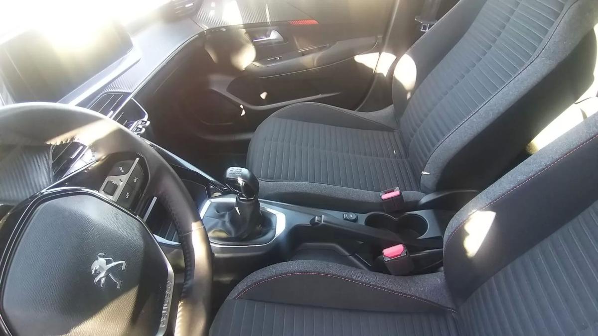 peugeot-208-2022-gasolina-1199cc