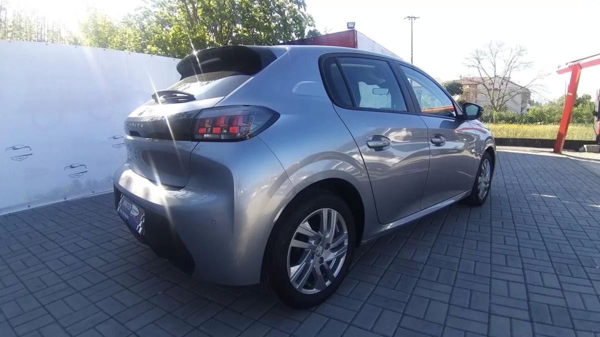 peugeot-208-2022-gasolina-1199cc