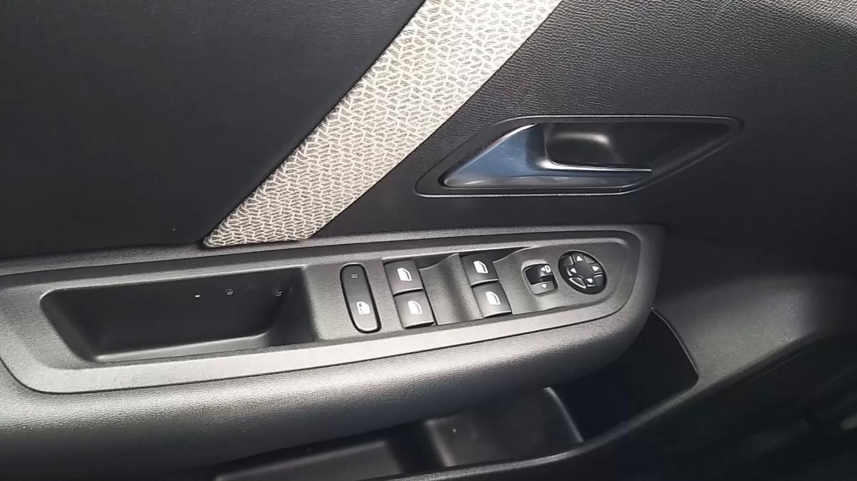 citroen-c4-2022-diesel-1499cc