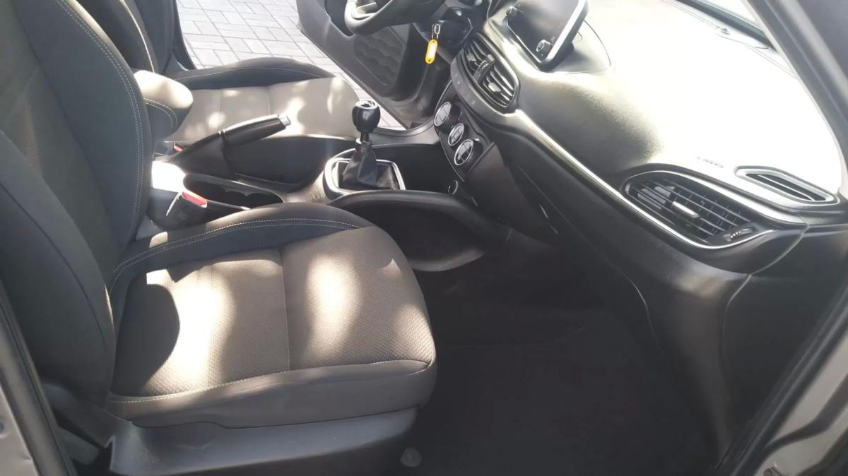 fiat-tipo-station-wagon-2020-diesel-1598cc