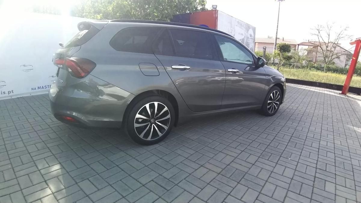 fiat-tipo-station-wagon-2020-diesel-1598cc