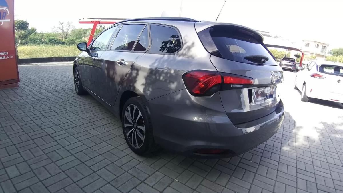 fiat-tipo-station-wagon-2020-diesel-1598cc